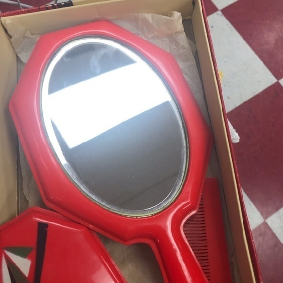 The Fuller brush Company Vintage 3 Piece Vanity Set in Red and Black - Picture 3 of 8